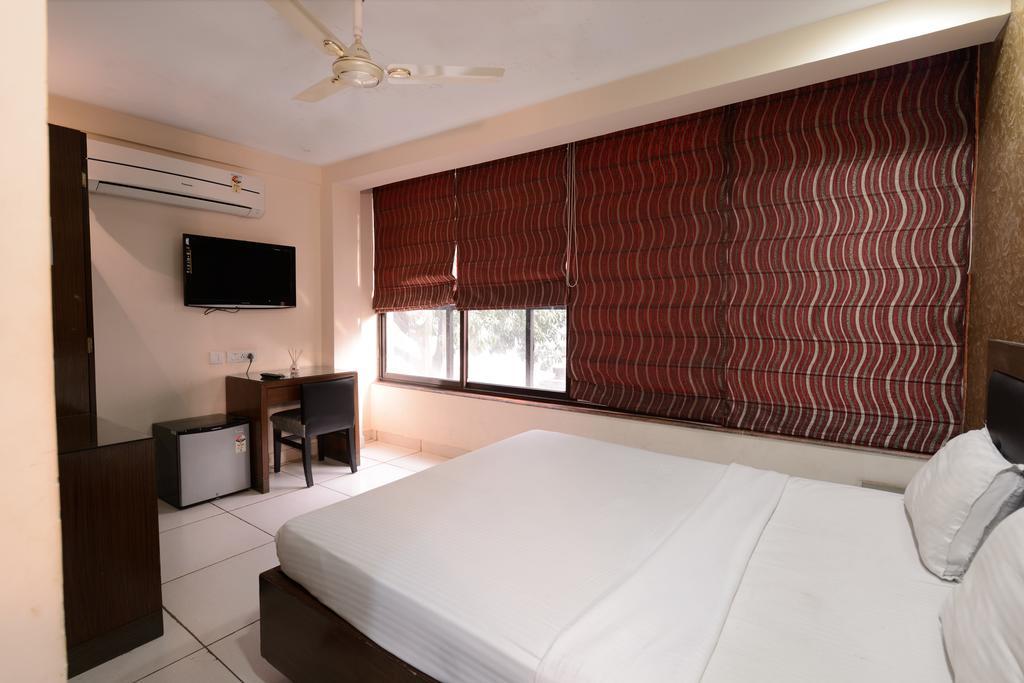 כלכותה Golden Apple Boutique Hotel מראה חיצוני תמונה