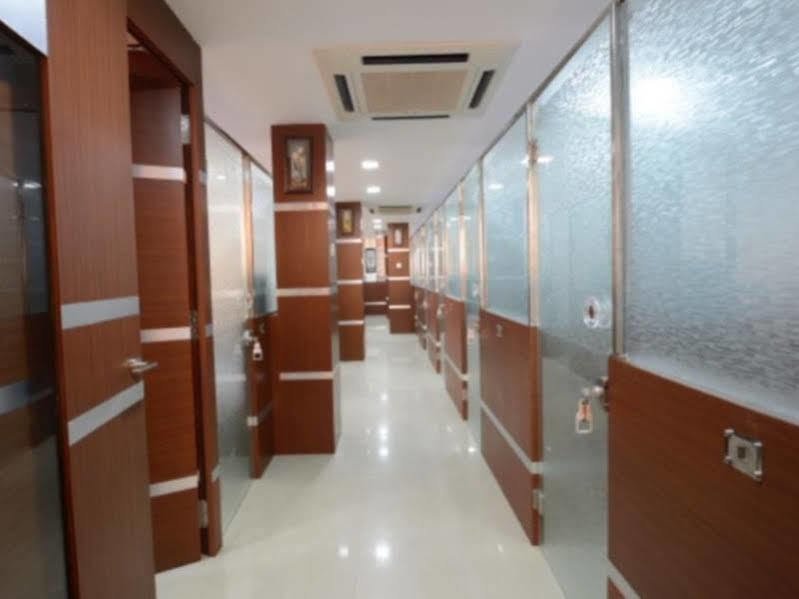 כלכותה Golden Apple Boutique Hotel מראה חיצוני תמונה